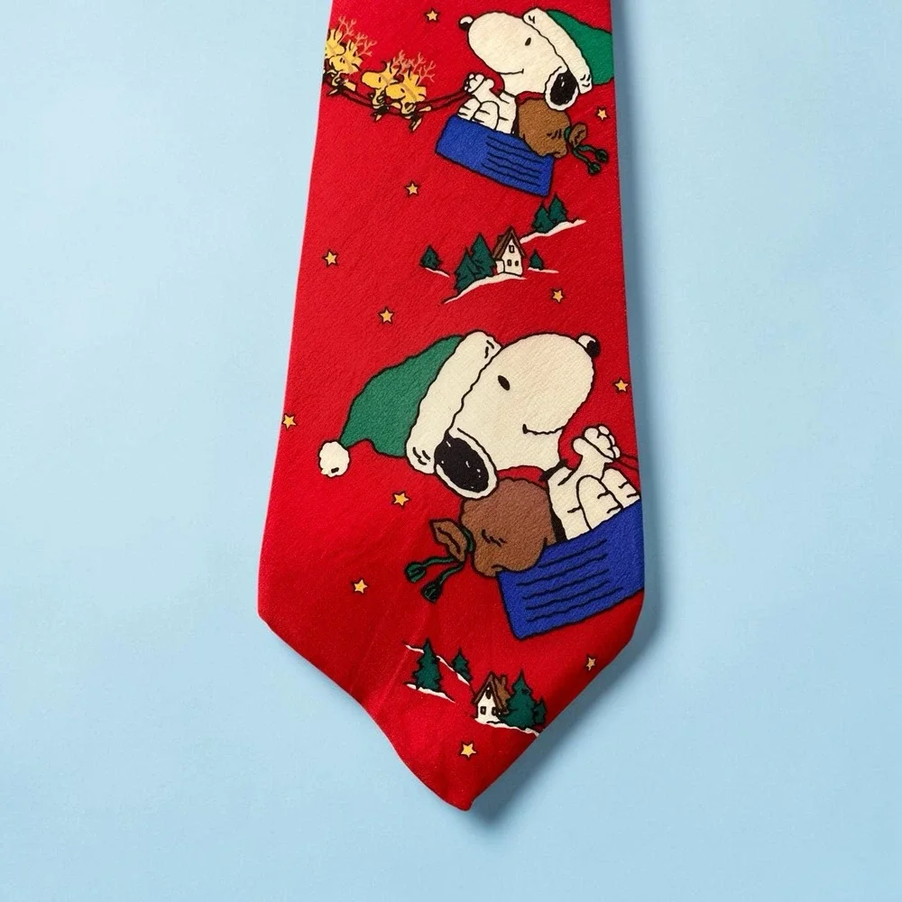 Peanuts Snoopy Christmas Silk Necktie Red Santa Holiday Woodstock Novelty